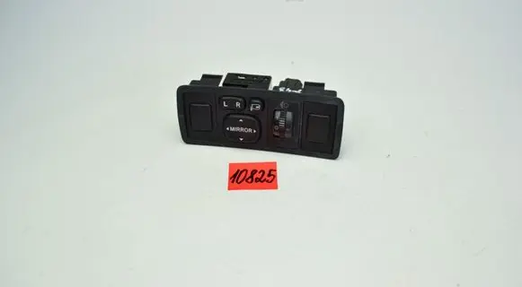 Toyota Avensis T250 Wing mirror switch 183575