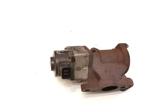 Nissan Pathfinder R50 EGR valve 79676B 5608