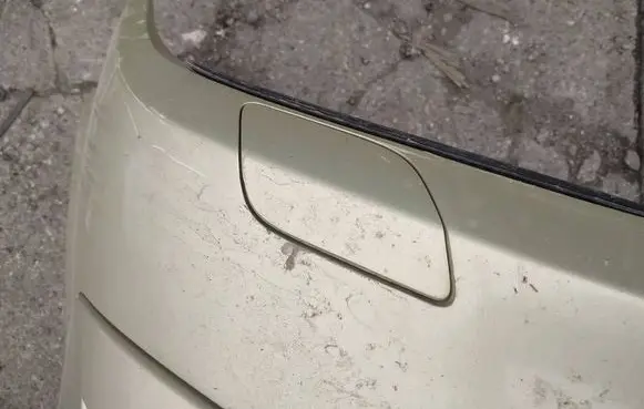 Headlight washer spray nozzle cap/cover