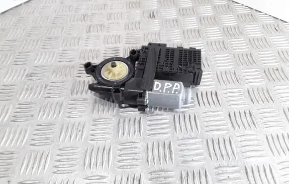 Citroen C4 Grand Picasso Front door window regulator motor 9674032480