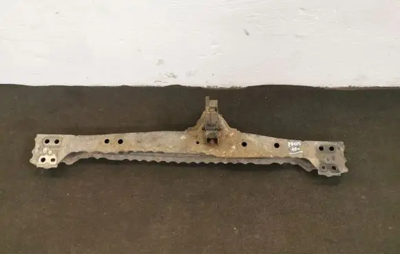 Toyota Prius (XW30) Front subframe