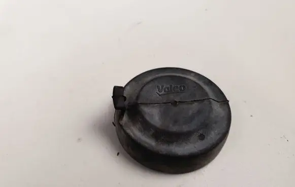 Volkswagen Golf VII Headlight/headlamp dust cover 