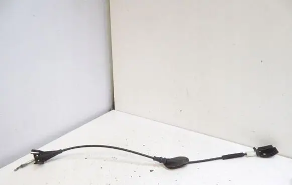 Ford Fusion Front door cable line 