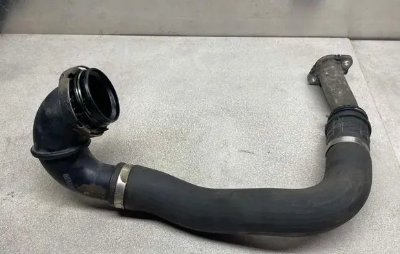 Opel Insignia A Intercooler hose/pipe 55588205