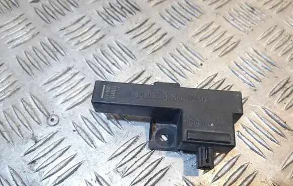 Audi A7 S7 4G Keyless (KESSY) go control unit/module 8K0907247