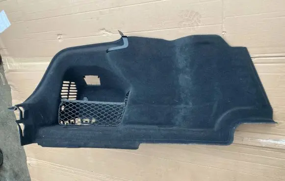 Audi A8 S8 D5 Trunk/boot side trim panel 4N0863879P 9X7 A8D5.LONG