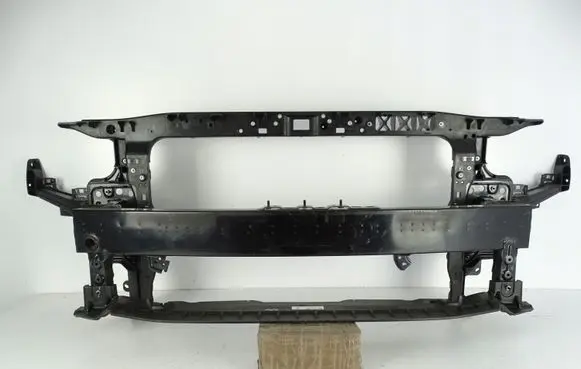 Hyundai i30 Front piece kit 64101G4000
