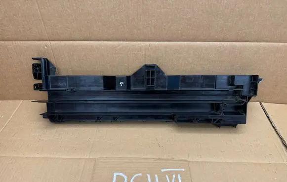 Land Rover Range Rover L460 Type LK Bottom radiator support slam panel M8E28A290AC