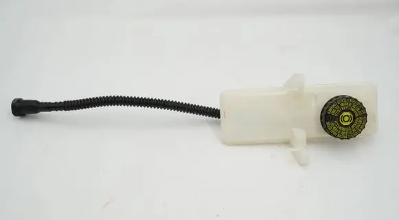 Citroen C4 II Picasso Brake fluid reservoir 9674882280