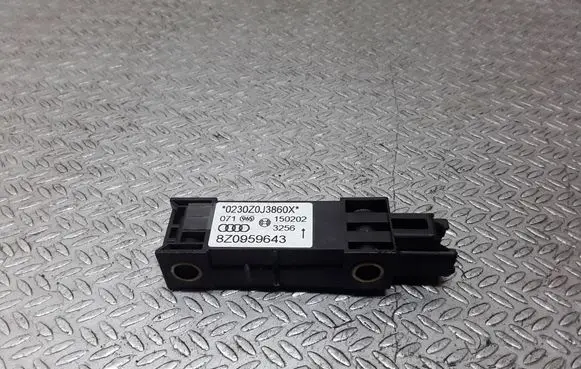 Audi A2 Airbag deployment crash/impact sensor 8Z0959643