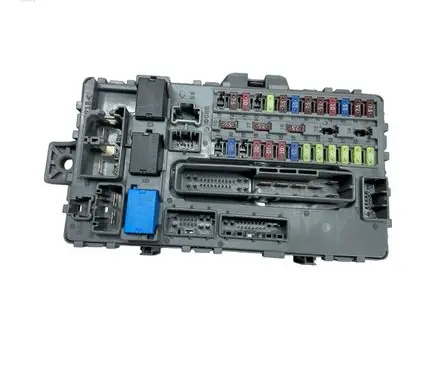 Honda Accord Fuse module 116RA000008