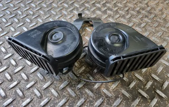 Ram 1500 Horn signal 68290864AC