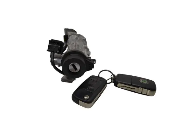 Skoda Octavia Mk2 (1Z) Ignition lock 1K0905851B 1K0905865