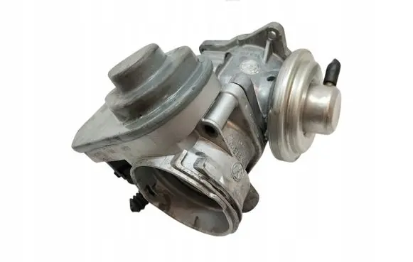 Volkswagen Touran I Throttle valve 038128063G