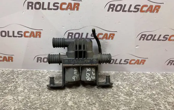 BMW 5 E39 Coolant heater control valve 6411690665203 1147412159