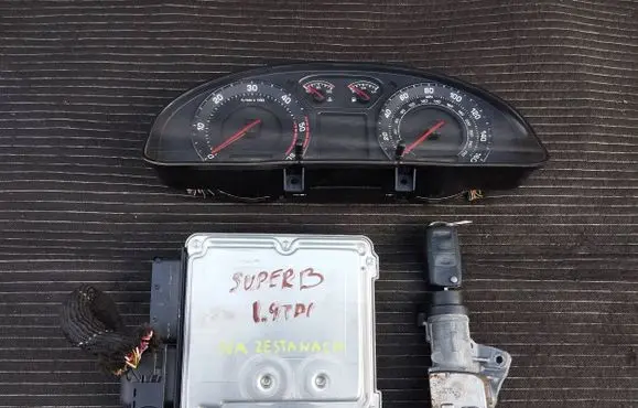 Skoda Superb B5 (3U) Engine ECU kit and lock set 03G906016GS 0281012552