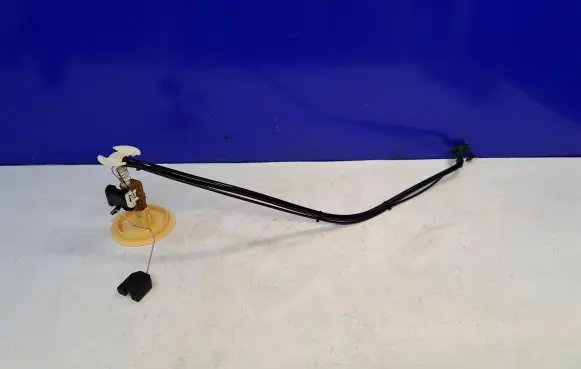 Volvo S60 Fuel level sensor 31274048