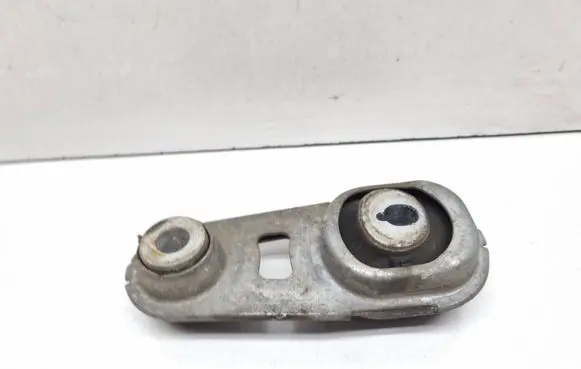 Nissan X-Trail T32 Gearbox mount 112383734