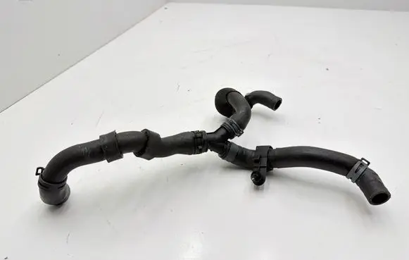 Skoda Octavia Mk4 Engine coolant pipe/hose 5Q0121087M