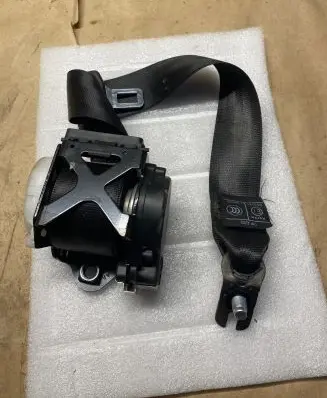 Audi A7 S7 4G Rear seatbelt 4G8857805B TK95228677T