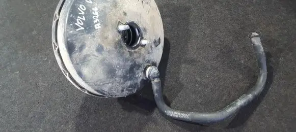 Volvo S40, V40 Brake booster