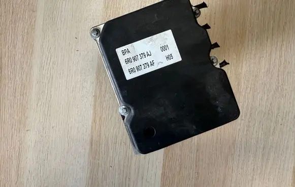 Seat Ibiza IV (6J,6P) ABS Pump 6R0907379AJ 6R0907379AF
