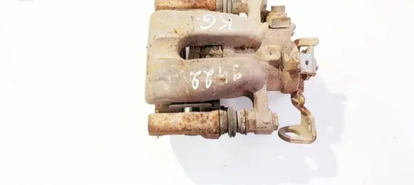 Opel Zafira A Rear brake caliper