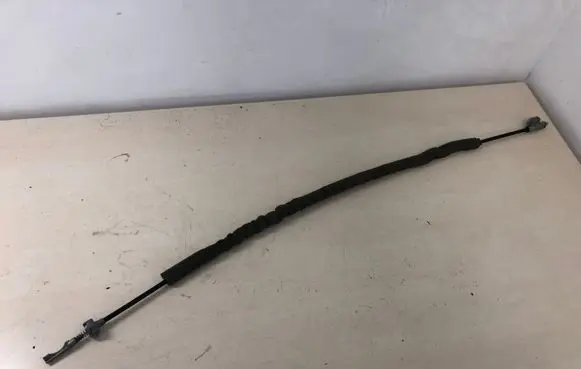 Audi A4 S4 B7 8E 8H Gear shift cable linkage 8E1713575