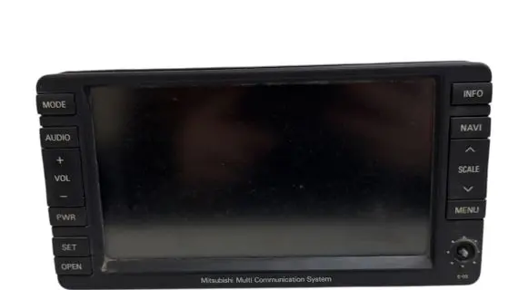 Mitsubishi Outlander Radio/CD/DVD/GPS head unit 8750A184 8X100686Z