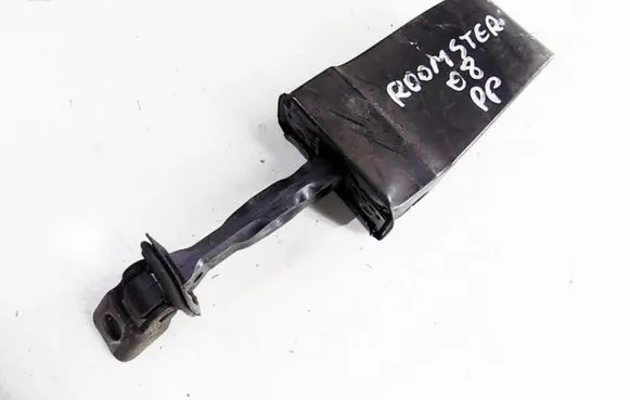 Skoda Roomster (5J) Front door check strap stopper