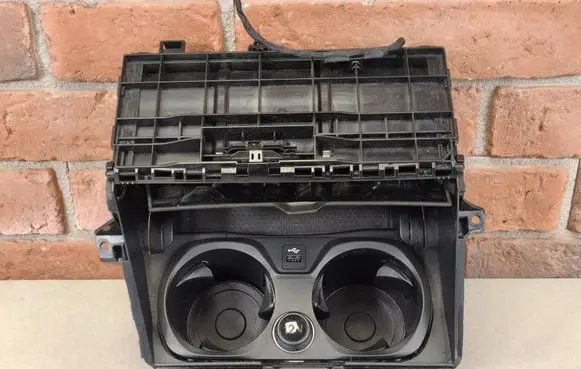 BMW M2 G87 Cup holder 5A55204 6806798