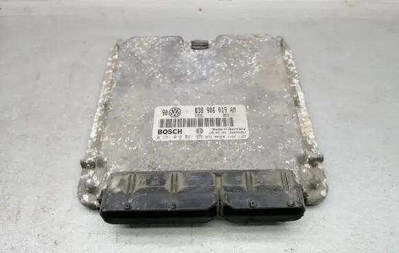 Volkswagen Golf IV Engine control unit/module 038906019AM 0281010091