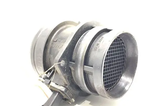 Audi Q7 4L Mass air flow meter 06J906461B