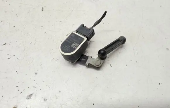 BMW 5 F10 F11 Headlight/headlamp level sensor 3714678407204 6784072 25916010