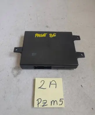 Volkswagen PASSAT B6 Bluetooth control unit module 3C0035729B