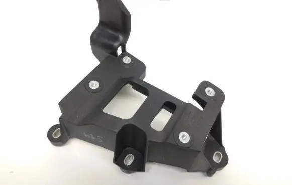 Ford Focus Gear shifter/selector BV6R7C453CAC