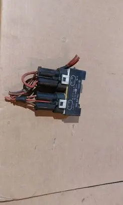 Volkswagen Multivan T4 Coolant fan relay 701919506 899978 A630G