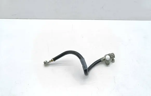 Mercedes-Benz E W212 Positive cable (battery) 557438