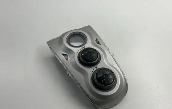 Toyota Yaris Climate control unit 559000D210