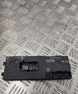 Tailgate/trunk control unit/module