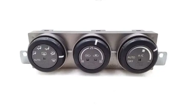 Nissan X-Trail T30 Air conditioner control unit module 27500EQ310