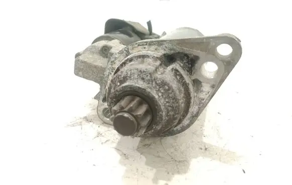 Volkswagen Touran I Starter motor 0001123012