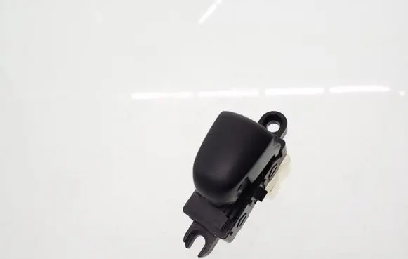 Nissan Qashqai Electric window control switch 14919SD