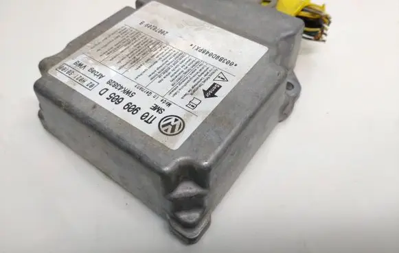 Volkswagen Touran I Airbag control unit/module 1T0909605D 20070209B