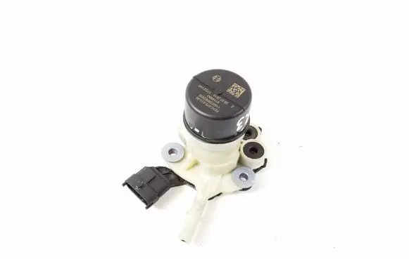 Jaguar XE Adblue pump GK725L272AA
