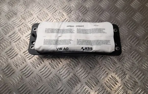 Volkswagen Caddy Knee airbag 7E0880204E