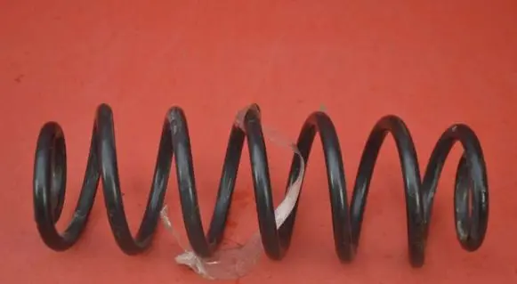 Skoda Octavia Mk2 (1Z) Rear coil spring
