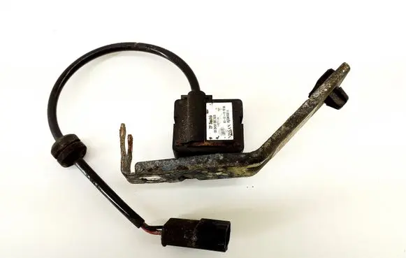 Infiniti EX Air suspension front height level sensor 988051CF2B 9570930014