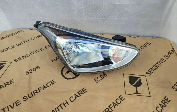 Hyundai i10 Headlight/headlamp 92102B9000 R009BHXL 01043099900010