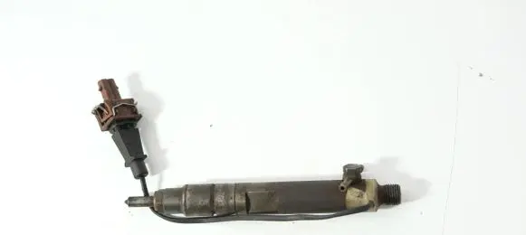 Audi A4 S4 B5 8D Fuel injector 028130201R